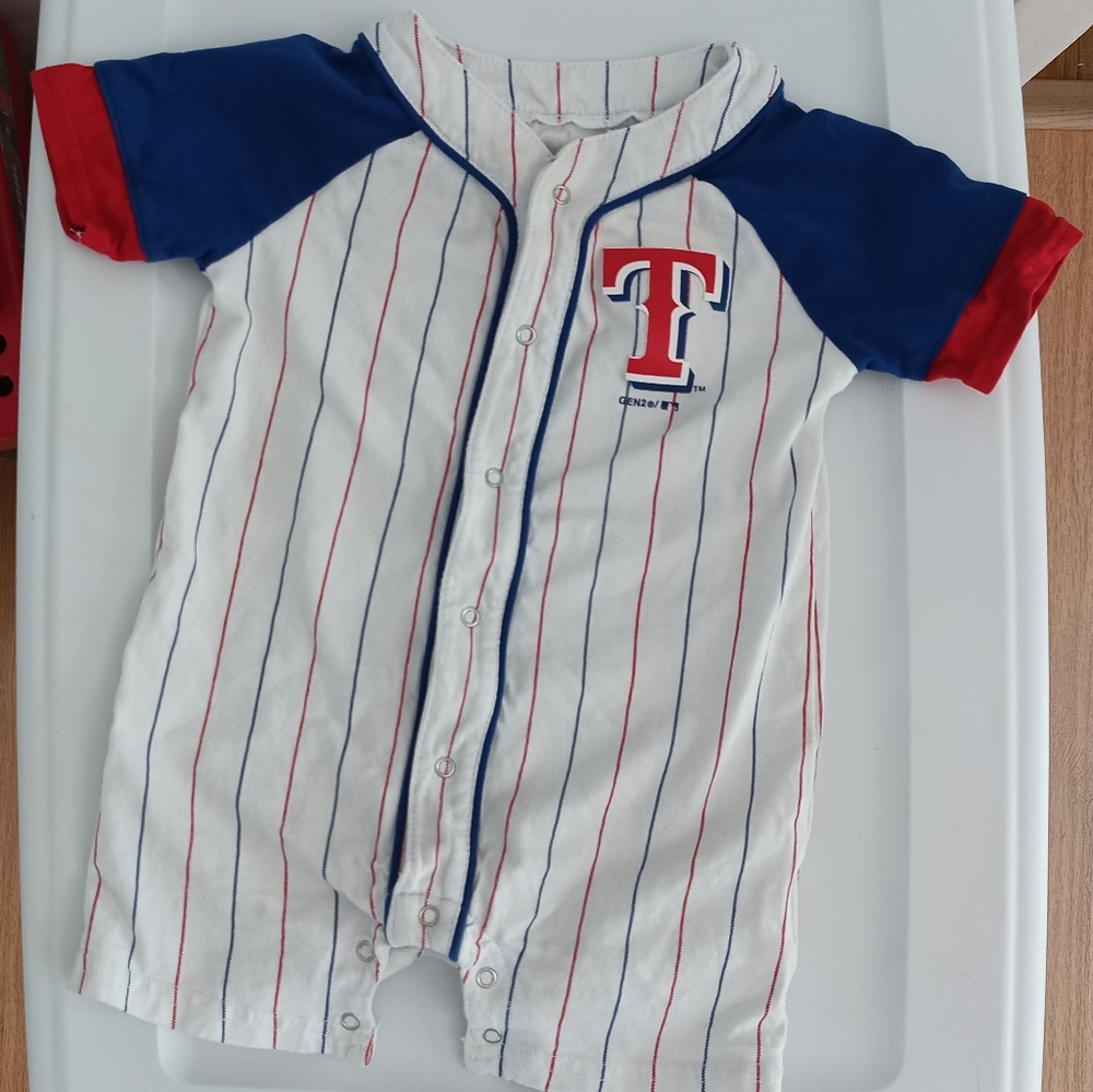 Genuine merchandise by gen2 Texas Rangers 18m baby outfit